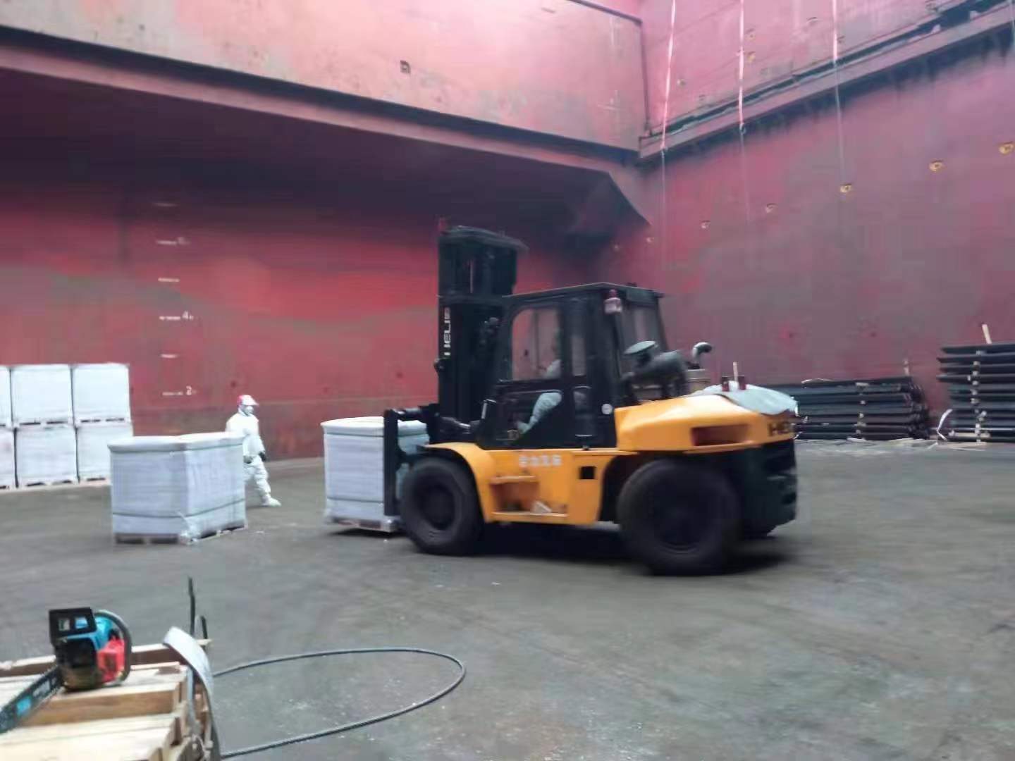 45 pallets of couplings will be delivered to Houston