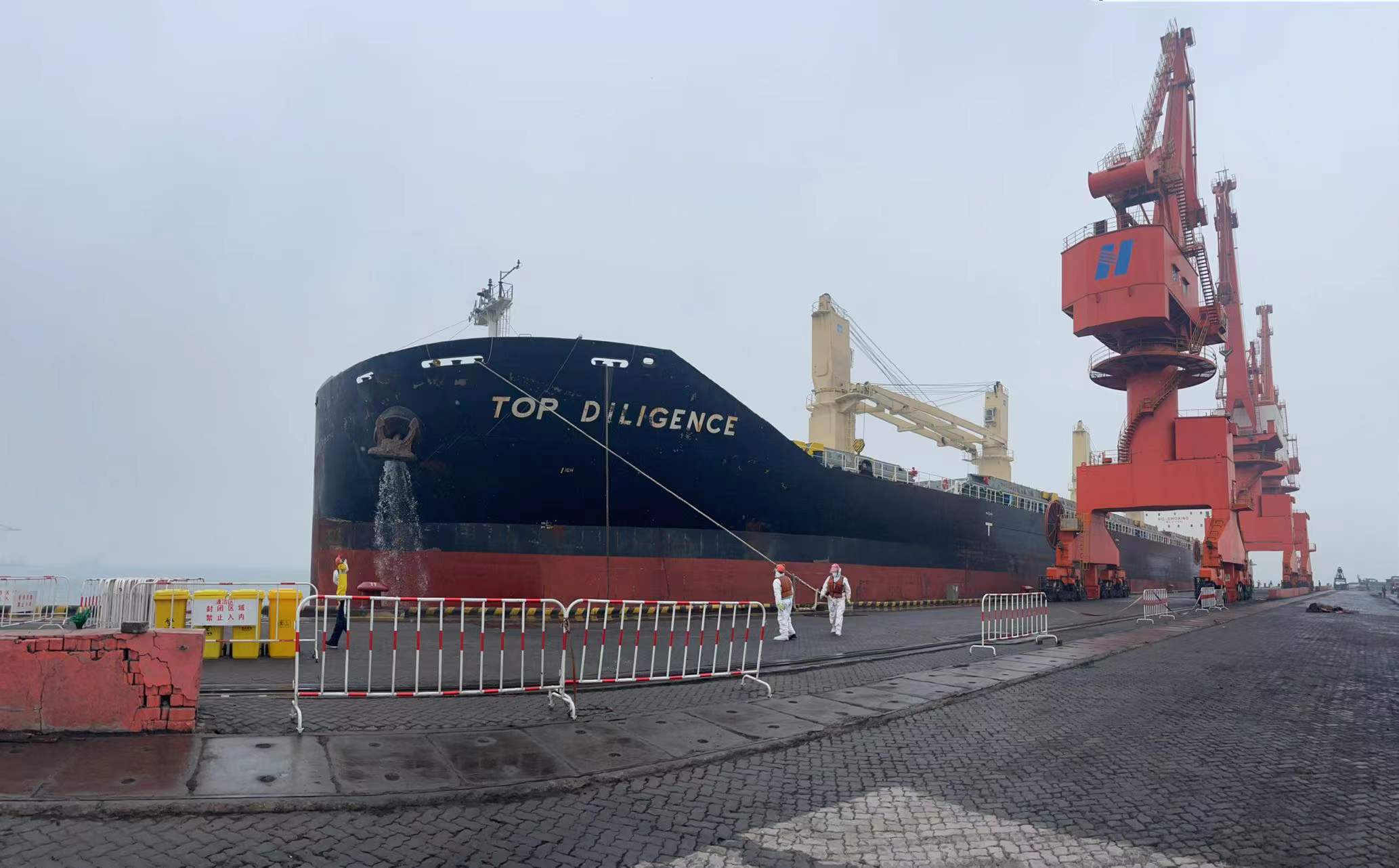 6af3d90a5fb81d12cb08f0d83b75352